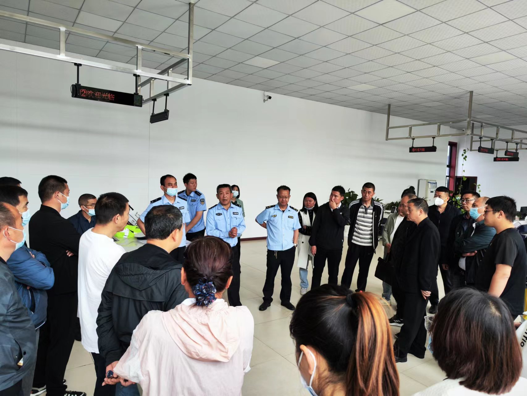 校車安全常檢查 筑牢護學平安路