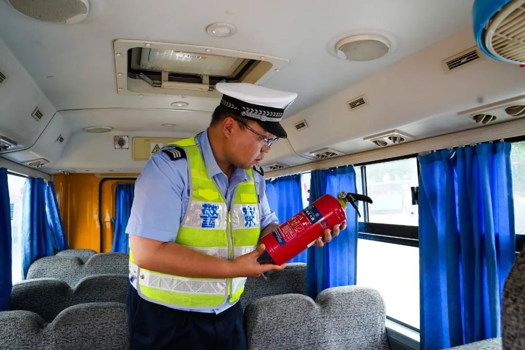 邯鄲冀南新區(qū) | 開展校車安全專項檢查 筑牢學(xué)生出行安全防線