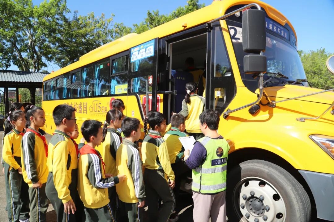 謝崗鎮(zhèn)加強(qiáng)校車駕駛員安全培訓(xùn) 護(hù)航學(xué)生平安出行 謝崗鎮(zhèn)加強(qiáng)校車駕駛員安全培訓(xùn) 護(hù)航學(xué)生平安出行