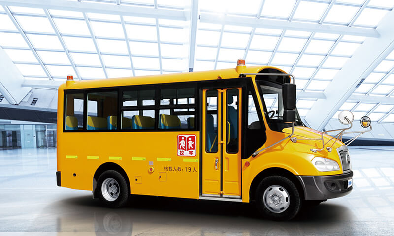 哈市多部門聯(lián)動(dòng)齊抓共管審核發(fā)放校車標(biāo)牌5461個(gè)