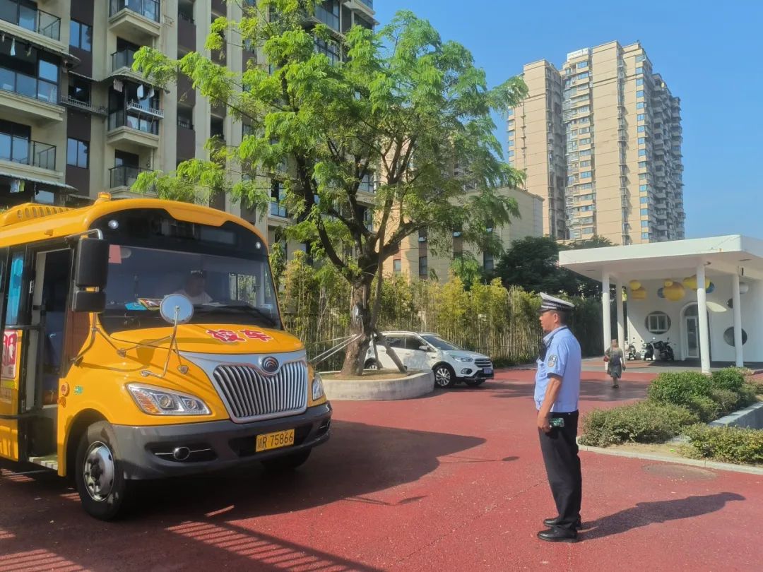 擰緊校車“安全閥” ，守護學生“平安路”