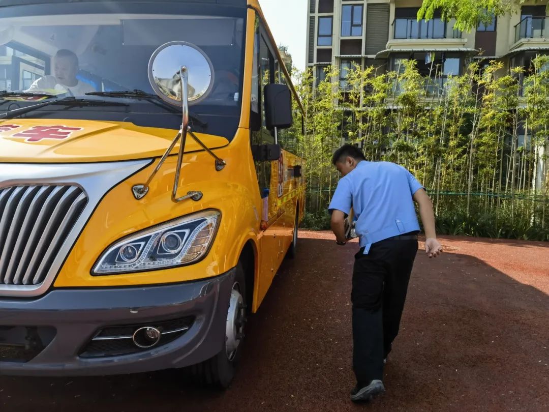 擰緊校車“安全閥” ，守護學生“平安路”
