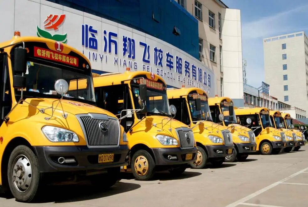 為奔跑護航，為安全加油！翔飛校車全程守護臨馬！