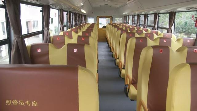 三門家長！定制校車來了，快來看有經過你家小區嗎？還可預約報名！