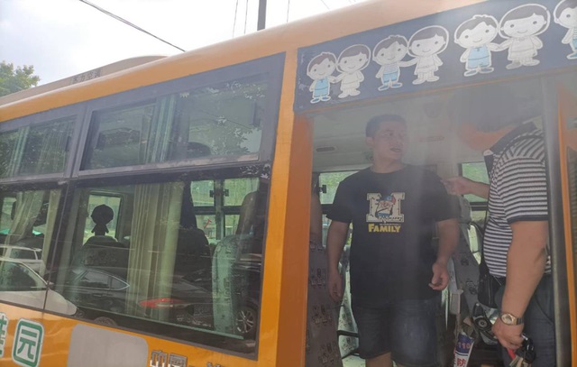 動真格了！中國湖南婁底校車開始整治了