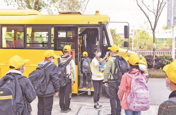 不一樣的開學季，更安心的上學路！長鼻子校車為學生安全復學加碼~
