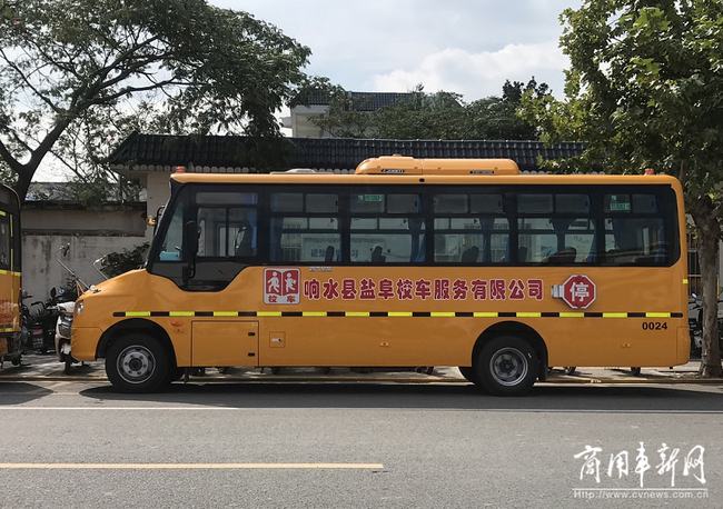 管理搞上去、收費(fèi)降下來！起底鹽阜校車安全運(yùn)營背后的秘密
