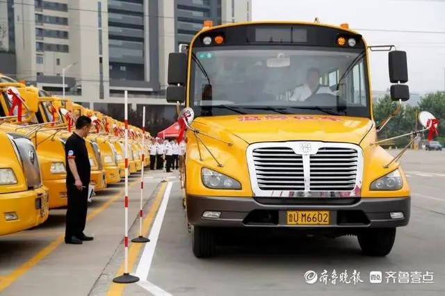 溫馨校車亮十年成績單：累計發送1210萬車次、2.7億人次