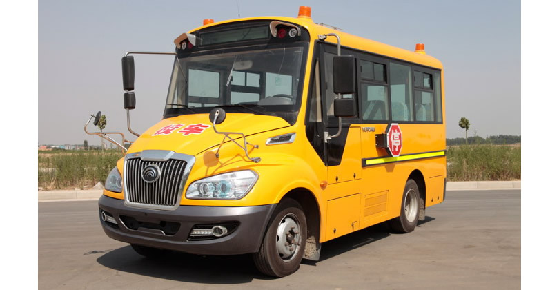 如何挑選一臺安全正規(guī)的校車呢？